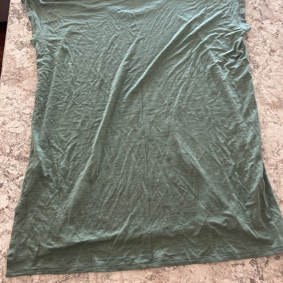 Women’s Old Navy Tee Shirt Short Sleeve Medium Tall  NWT - Picture 8 of 8